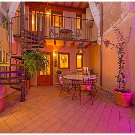 Boutique Hostal "Born53" Im Stadtkern Von Llucmajor, Mallorca Aparthotel Llucmajor  Exteriör bild