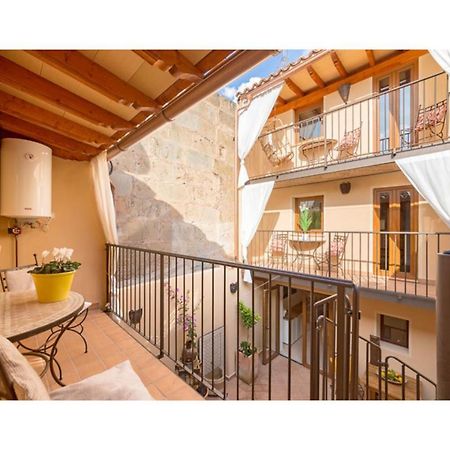 Boutique Hostal "Born53" Im Stadtkern Von Llucmajor, Mallorca Aparthotel Llucmajor  Exteriör bild