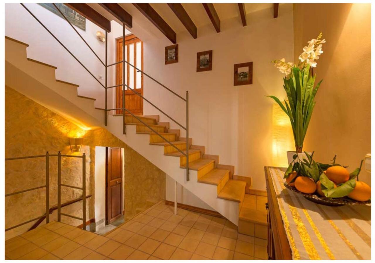 Boutique Hostal "Born53" Im Stadtkern Von Llucmajor, Mallorca Aparthotel Llucmajor  Exteriör bild