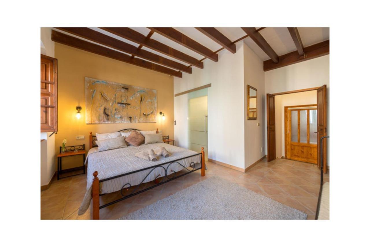 Boutique Hostal "Born53" Im Stadtkern Von Llucmajor, Mallorca Aparthotel Llucmajor  Exteriör bild