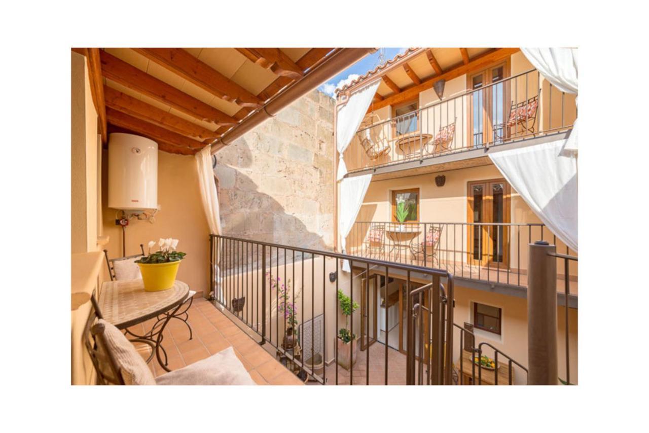 Boutique Hostal "Born53" Im Stadtkern Von Llucmajor, Mallorca Aparthotel Llucmajor  Exteriör bild